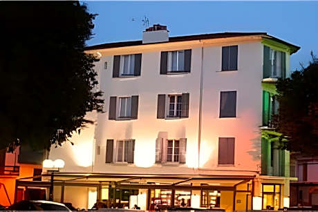 La Place Boutique Hotel