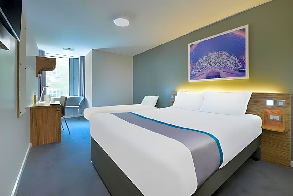 Travelodge Gatwick Airport Central