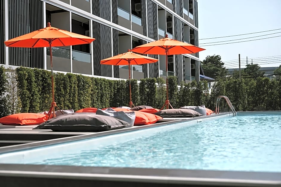 The Iconic Don Mueang  By Andacura Hotel