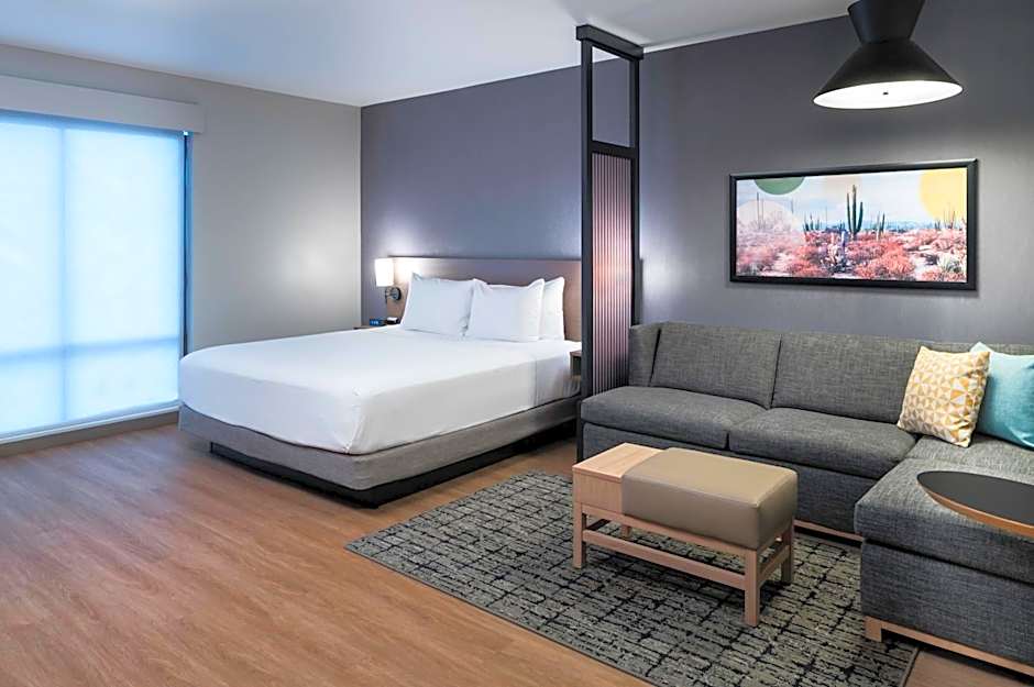 Hyatt Place Tempe / Phoenix / University