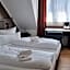 Central Hotel & Lounge Adult Only