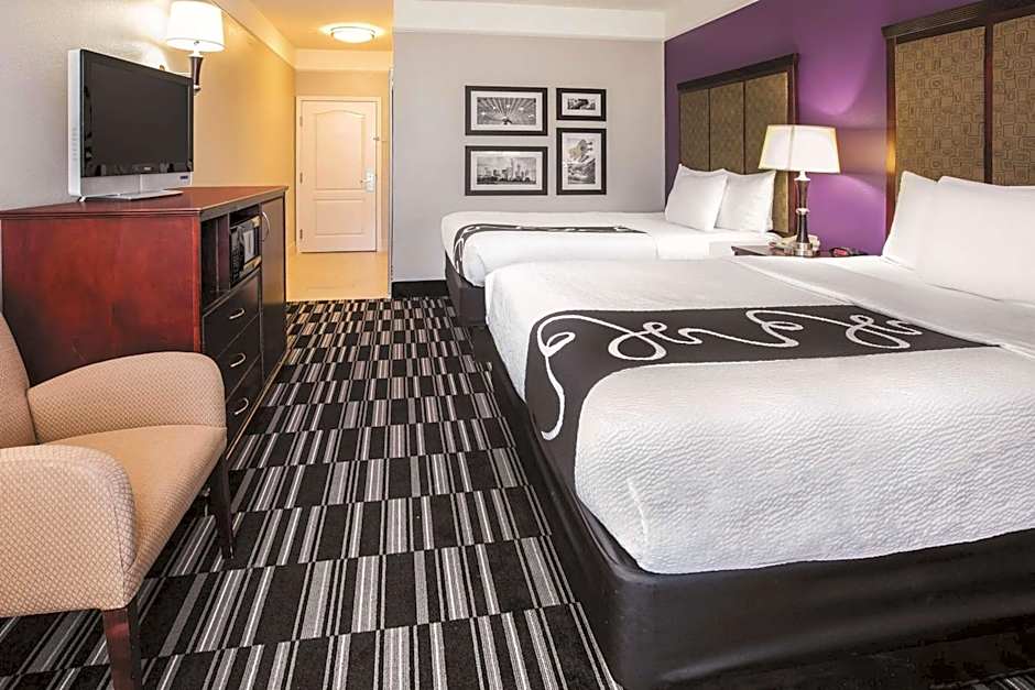 Baymont by Wyndham Dallas South-DeSoto