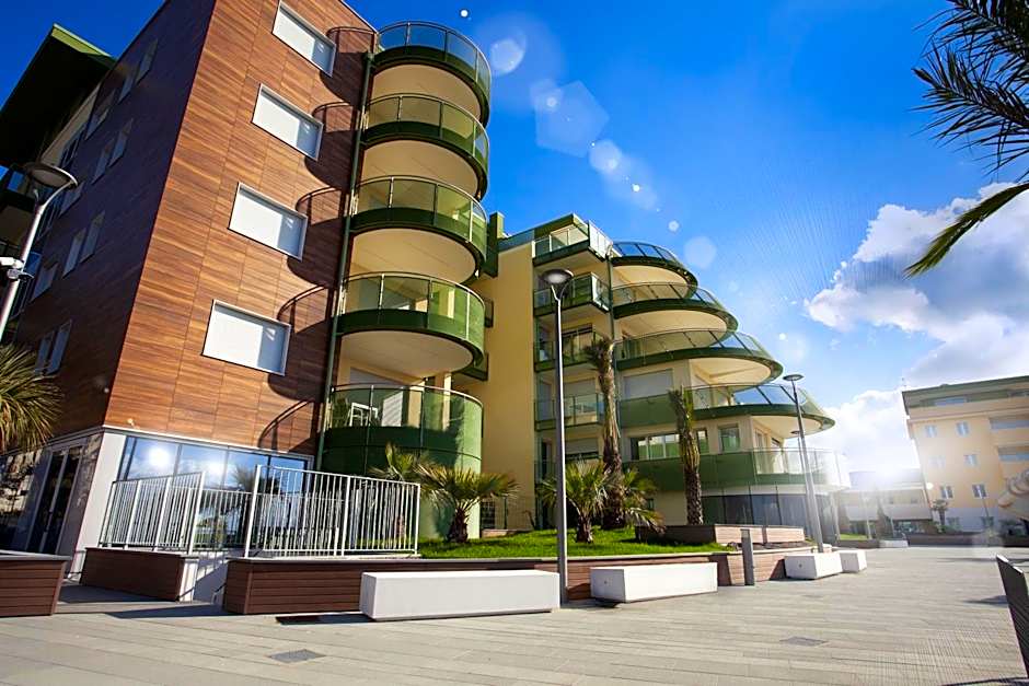 Gli Scogli Luxury Residence Hotel