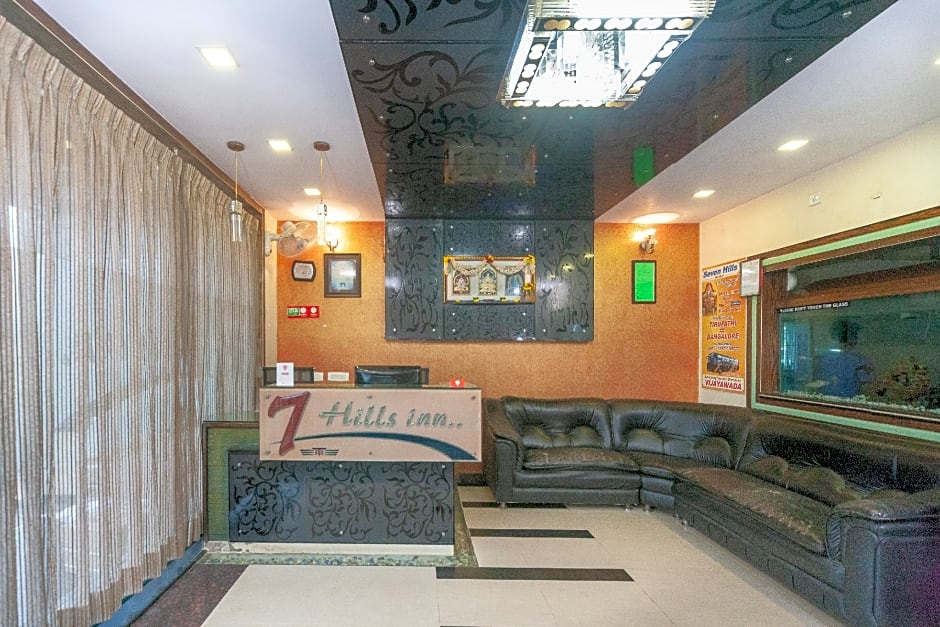 Hotel 7 Hills Inn