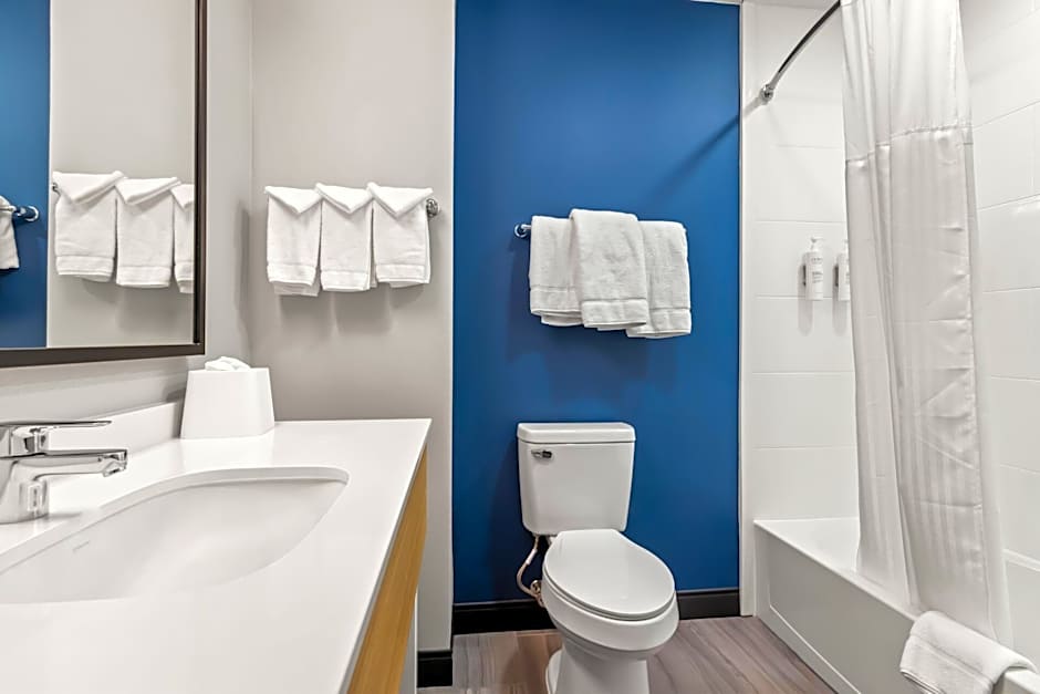 Spark by Hilton Catoosa Tulsa