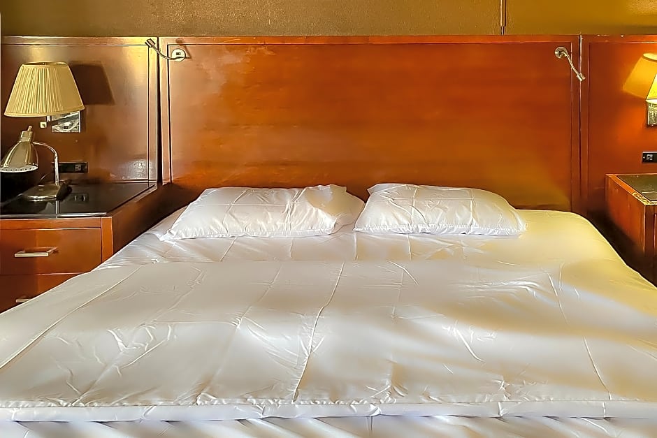 Hotel O Tallassee Hwy 14