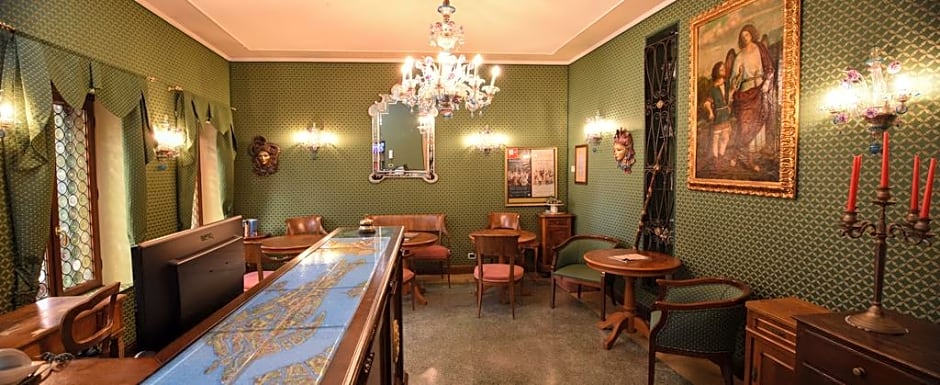 Hotel San Moise