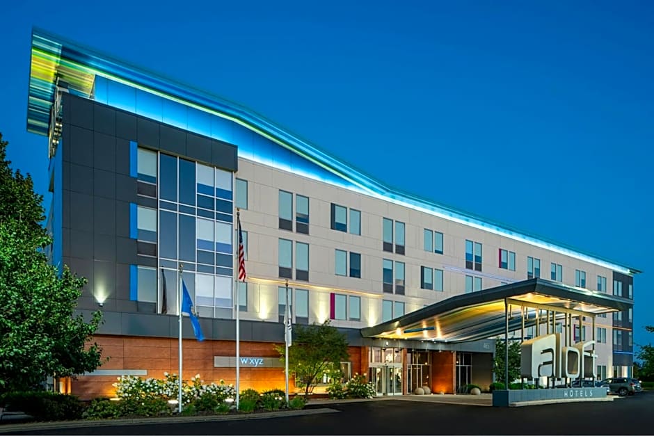 Aloft Green Bay