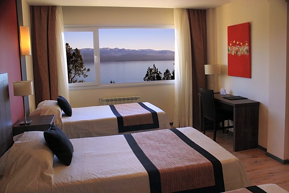 Huinid Pioneros Hotel