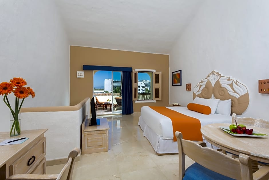 Flamingo Vallarta Hotel & Marina