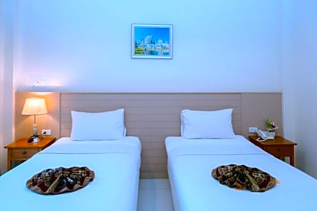 Twin Room with Pool View