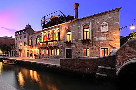 Palazzetto Madonna