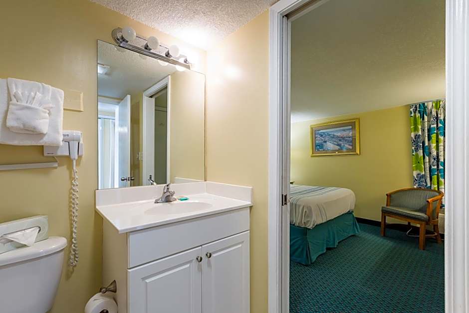 Peppertree by the Sea