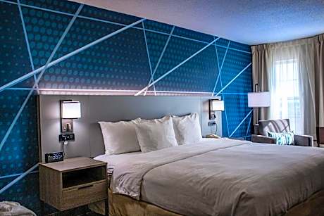 King Room with Whirlpool - Non-Smoking