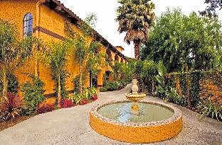 Queen Room - Non-Smoking