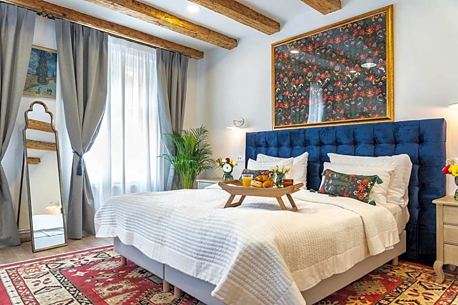 Nikolas Haus Central Location with Free Parking