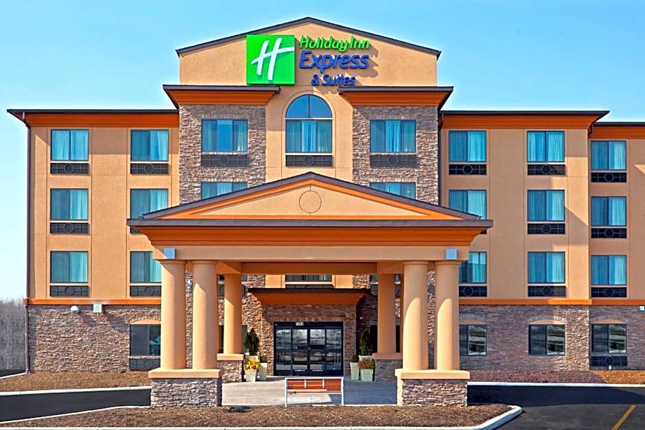 Holiday Inn Express & Suites Syracuse North - Airport Area by IHG