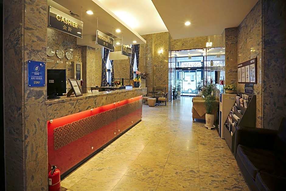 Metro Tourist Hotel Cheonan