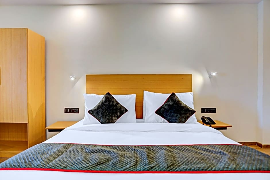 Townhouse The Madhav Sector 58 Noida Near ISKCON Temple Noida