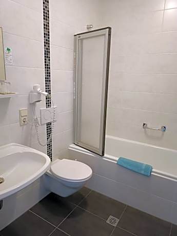 Quadruple Room with Bath
