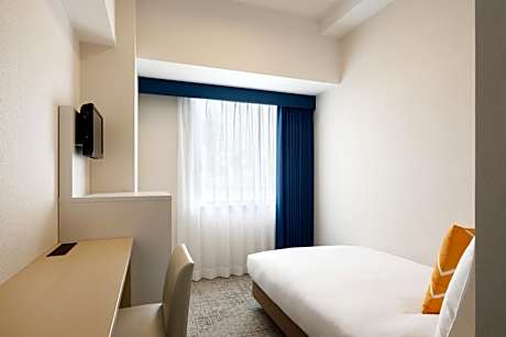 Single Room - Non-Smoking