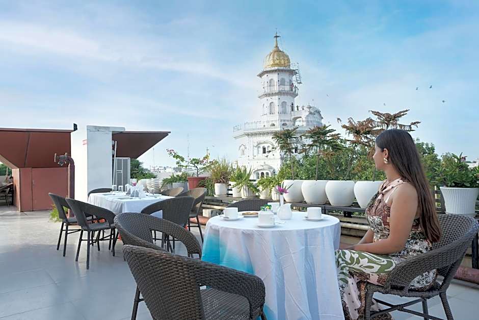 One Earth GG Regency (80 Steps to Golden Temple)