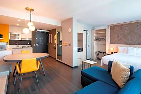 Accessible, Studio, 1 Queen, Sofa bed