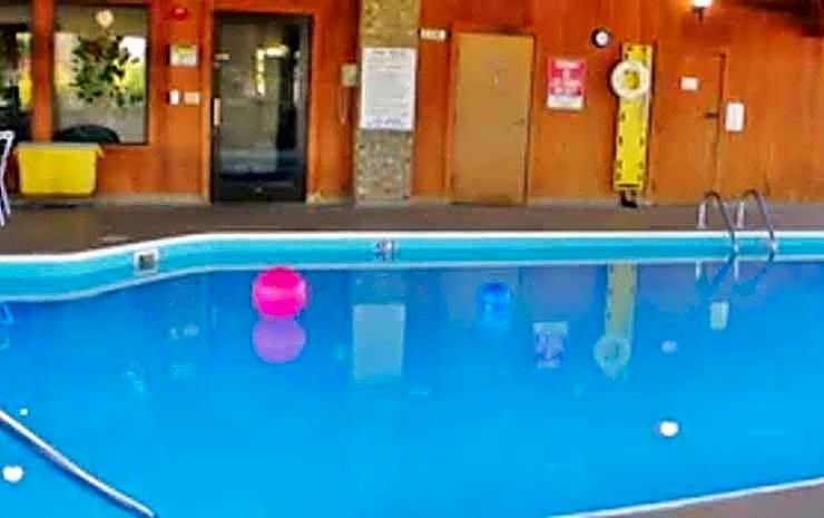 Royalton Inn & Suites Upper Sandusky