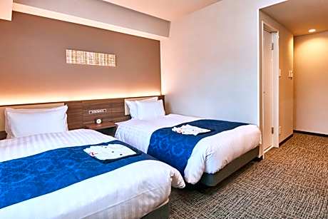 Twin Room - Non-Smoking