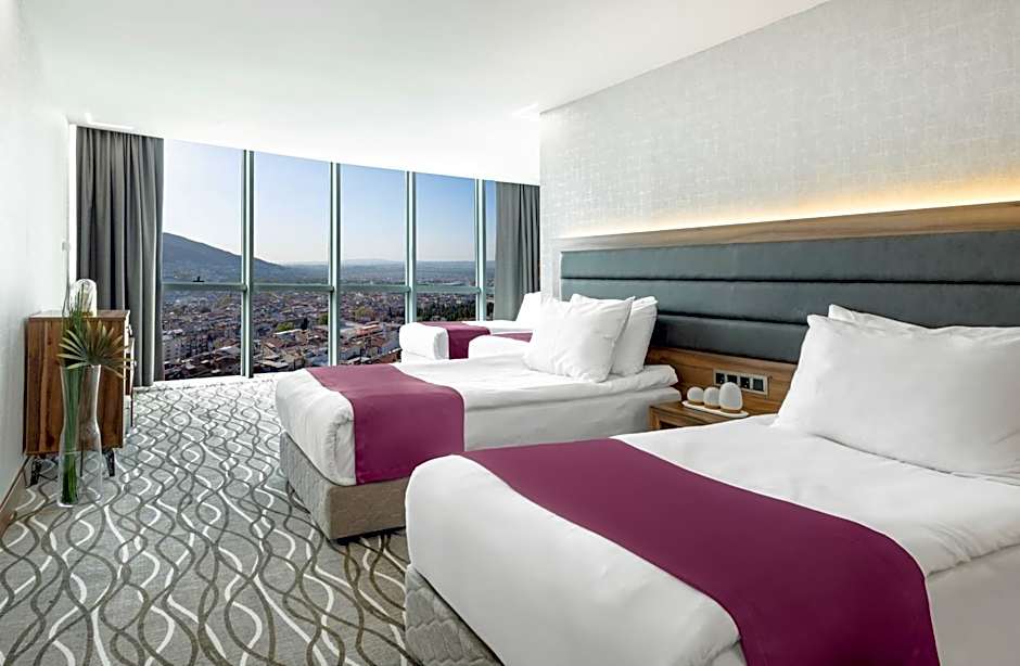 Lilium Hotel & Suites