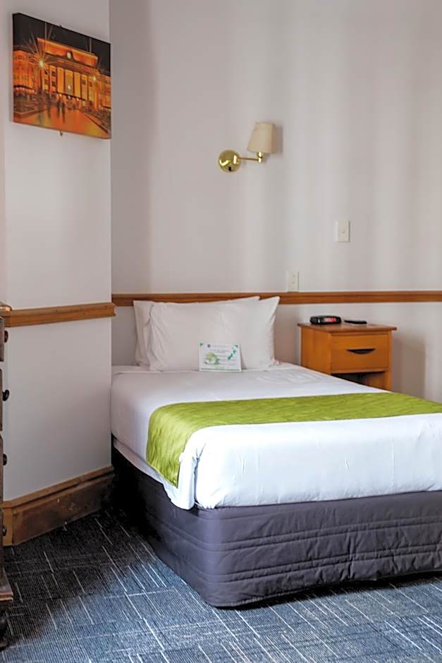The Cambridge Hotel