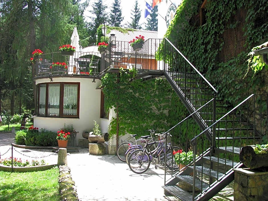 LH Albergo il Paradiso