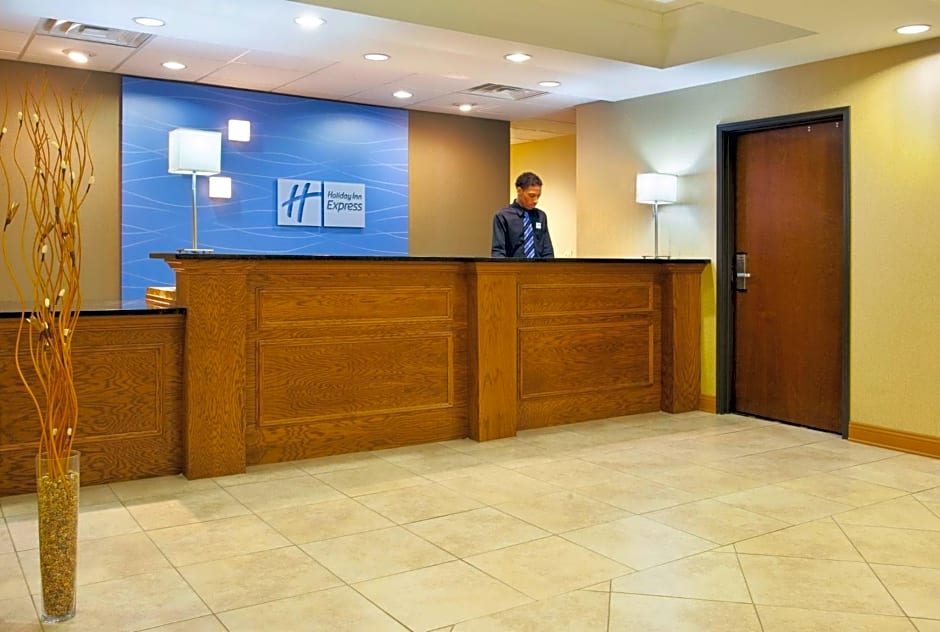 Holiday Inn Express Hotel & Suites Chicago South Lansing