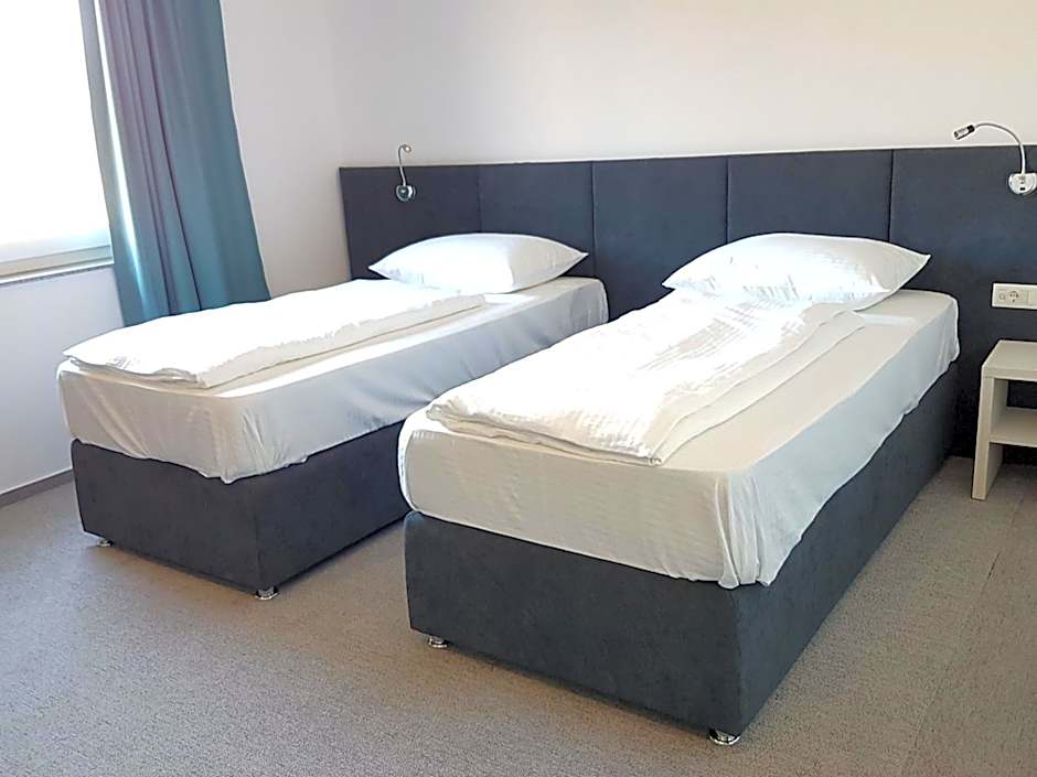 Hotel SAX Gračanica