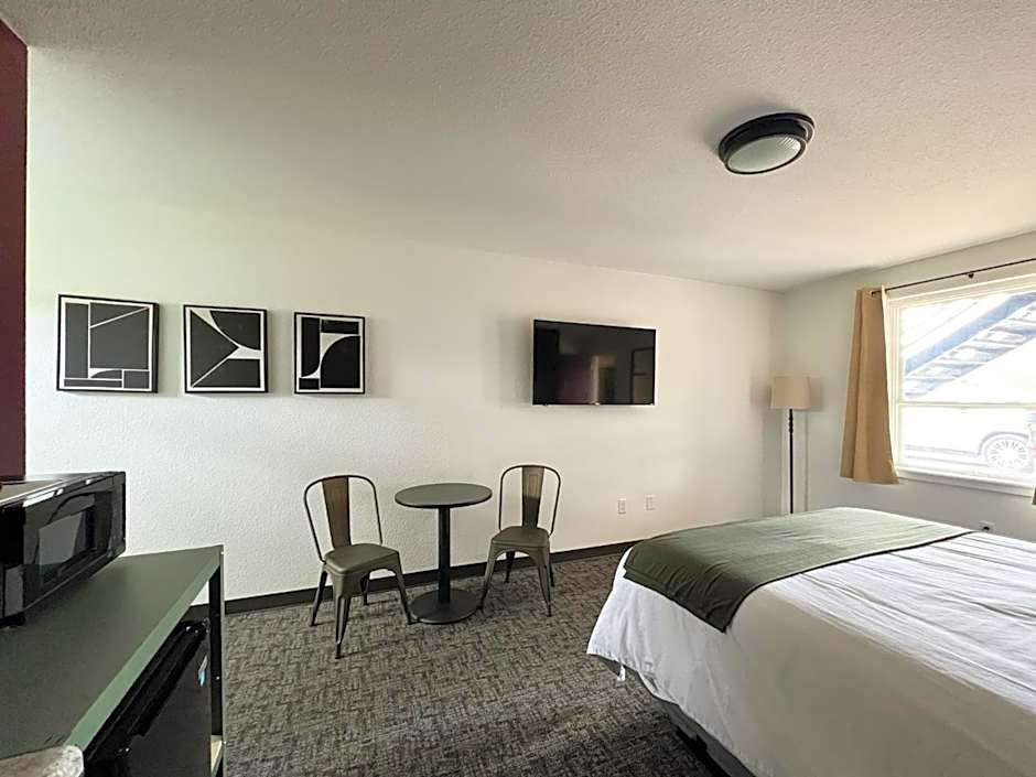 The Nomad Motel - International Falls, MN - Near Canadian Border