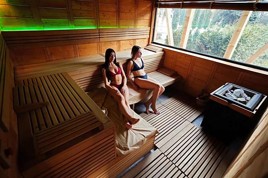 Hotel Fenyõ Conference & Spa