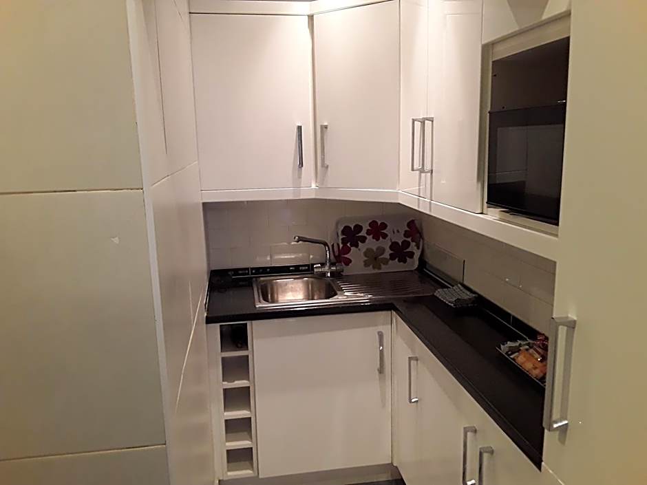 The Liverpool Inn Hotel