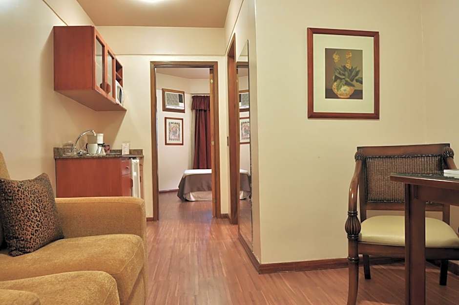 Las Ventanas Suites Hotel