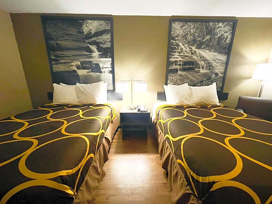 Super 8 by Wyndham Ithaca