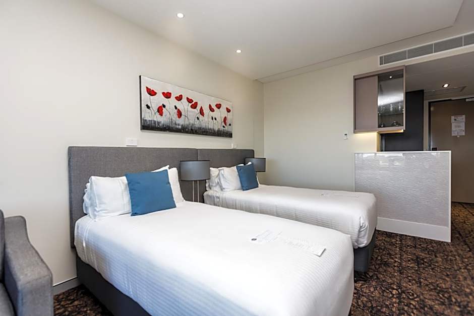 Calamvale Hotel Suites and Conference Centre
