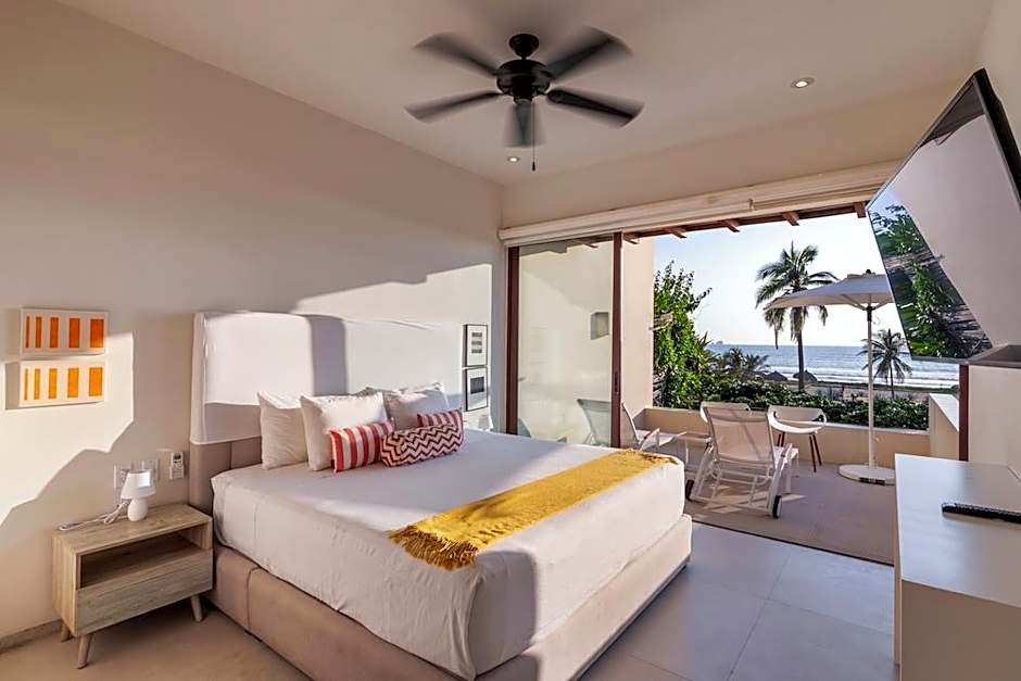 Marea Beachfront Villas