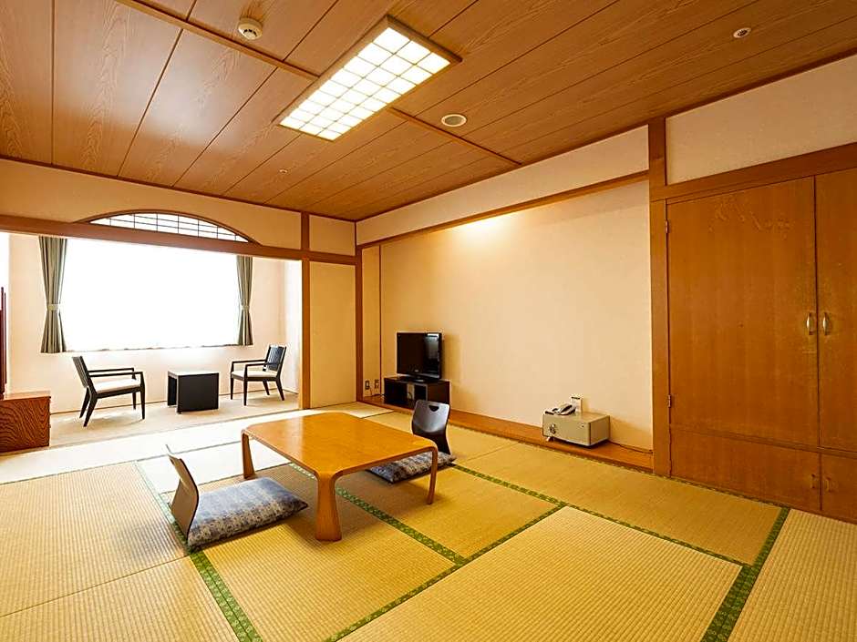 Photo 1 of 4 of Standard Japanese-Style Room with 12 Tatami, Shared Bathroom, Non-Smoking
