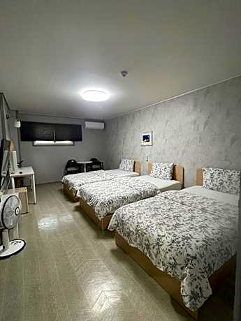 Triple Room with Private Bathroom