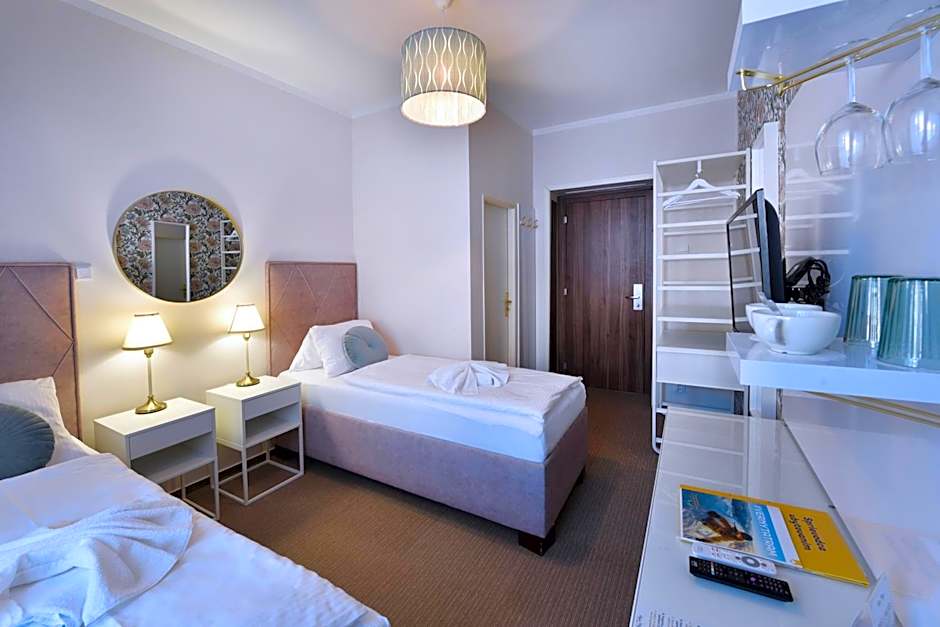 APLEND Hotel Lujza Major