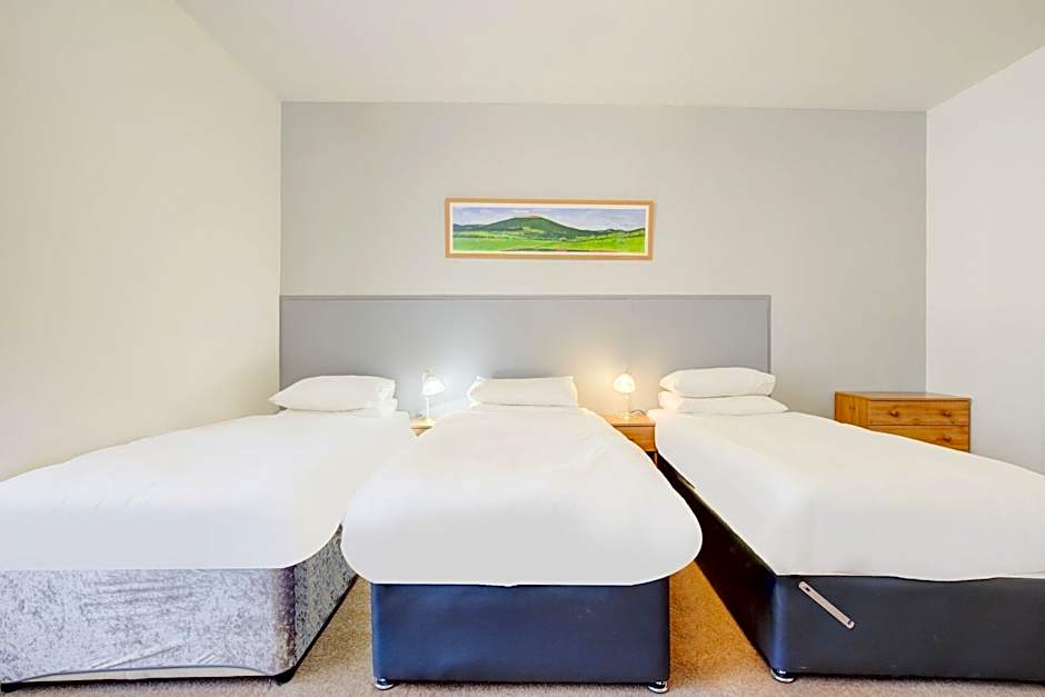 OYO Eastbank Hotel, Speyside Scotland