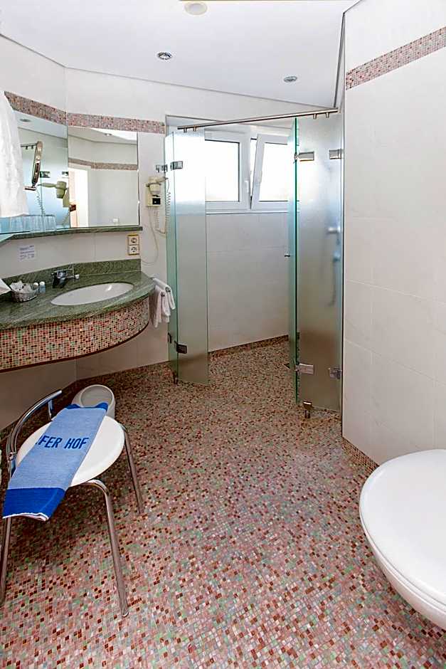 AKZENT Hotel Restaurant Altdorfer Hof