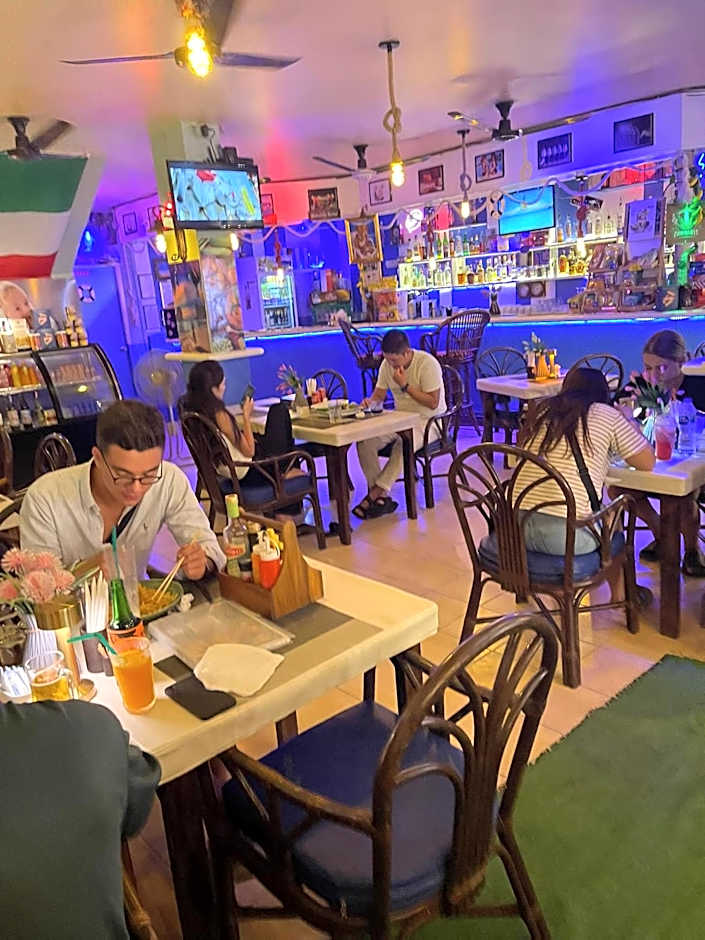 San Antonio Beach Guesthouse & Restaurant