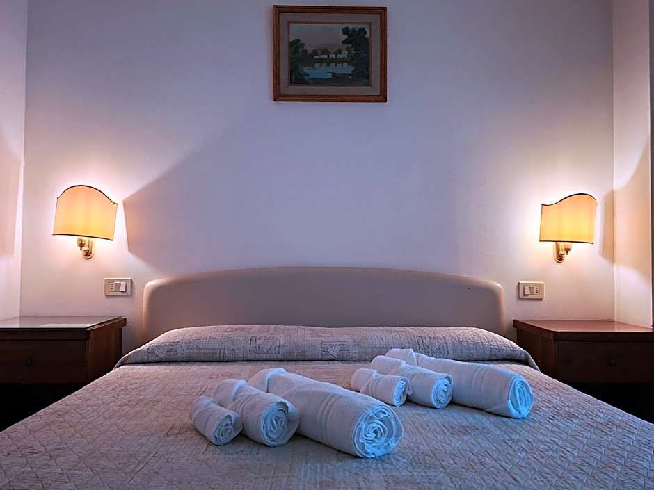 Photo 1 of 12 of Single Room