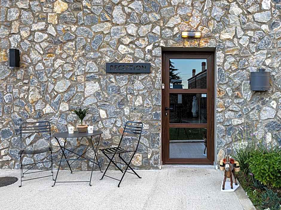 Malathro Olympus Guest House