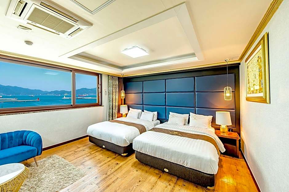 HS Tourist Hotel